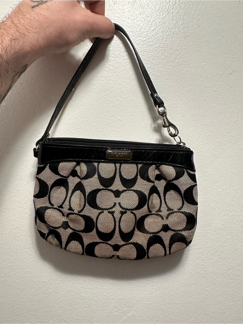 Coach Signature C Black Tan Jacquard Wristlet Shoulder Bag Y2K project bag